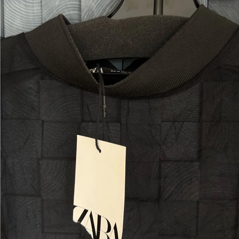 Zara Elegant Black Sheer Blouse - Picture 2 of 9